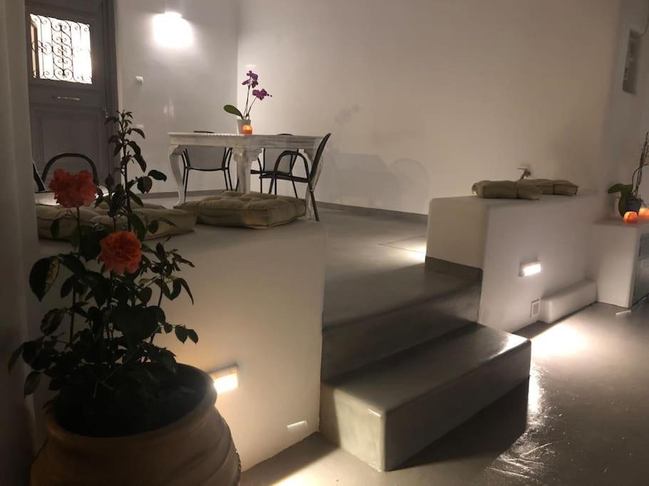 Апартаменты Mare Bay Адамас